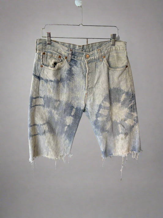 LEVI'S - 501 cut off shorts